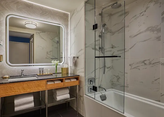 Viceroy 5* Chicago