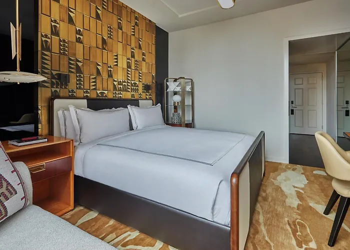Viceroy 5* Chicago