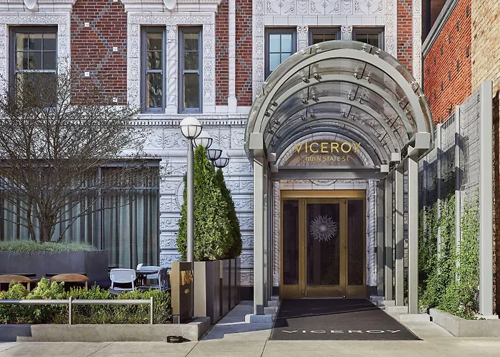 Viceroy 5* Chicago