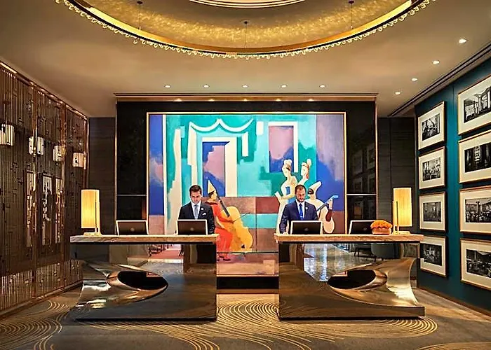 Viceroy 5* Chicago